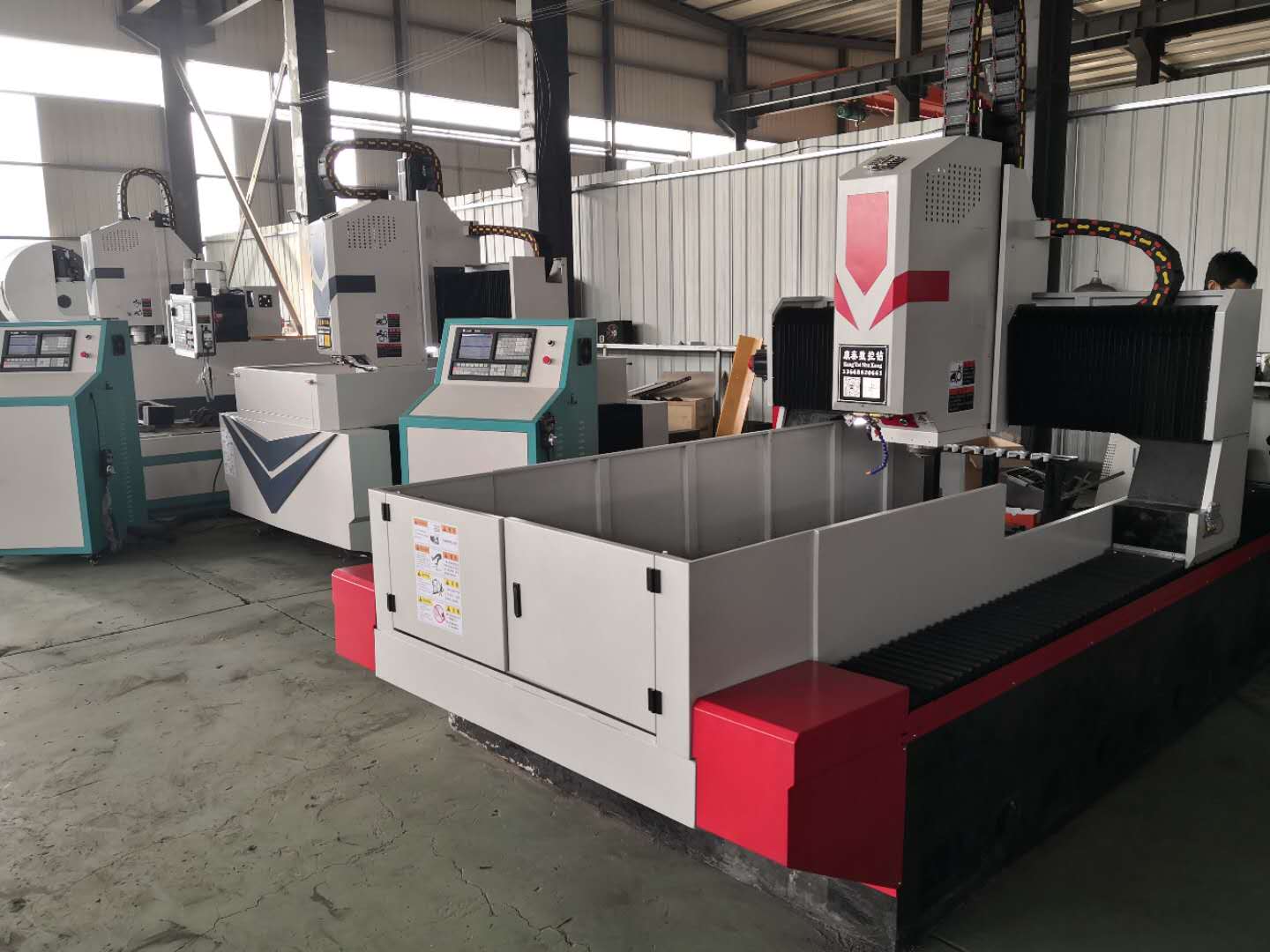 數(shù)控鉆床的特點是什么？